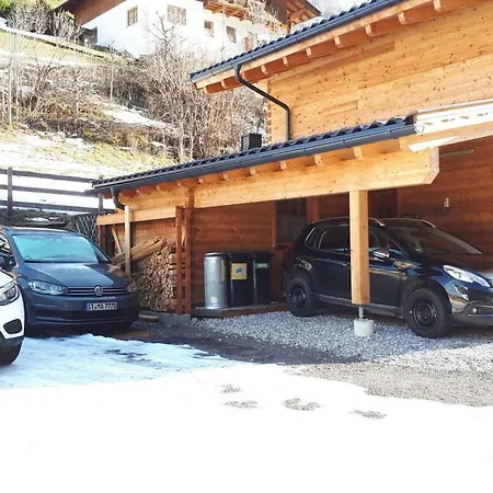 Holiday home Saerbecker Berghuette Heiligenblut